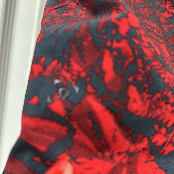 Lululemon T.H.E. Short 9" *Linerless Canopy Hot Heat Mach Blue - Picture 8 of 16